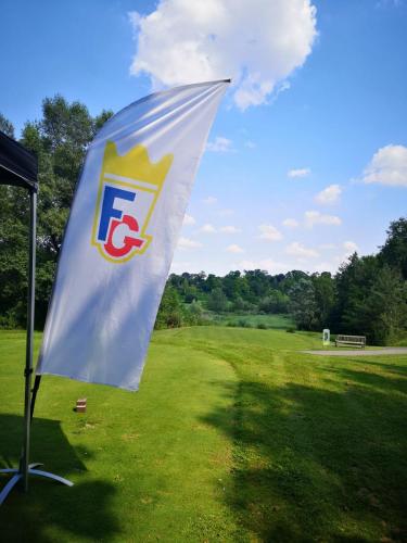 96fe98da-03a7-41d1-9e84-c3aecb9fa519