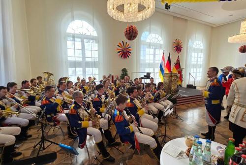 5539D0F9-A3BC-48A9-A9F7-B12681D7F218