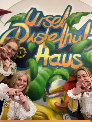 5ef61add-8fcd-42a8-a838-b5cdce86e340