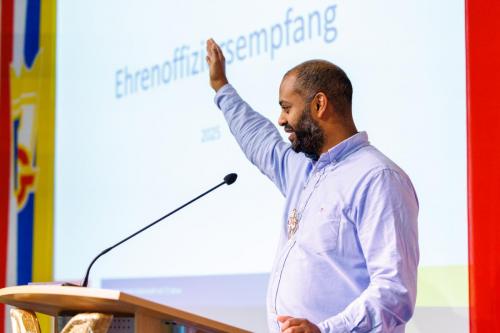 232-Ehrenoffiziersempfang 2025-R5II9287